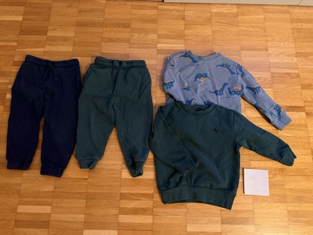 Kleiderset Gr 92