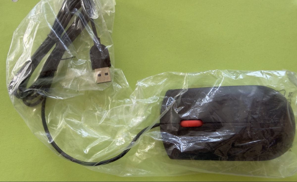 Lenovo Mouse: Lenovo USB-Maus in schwarz – Nuovo e nell'imballaggio originale da Basel venduto da tamy90
