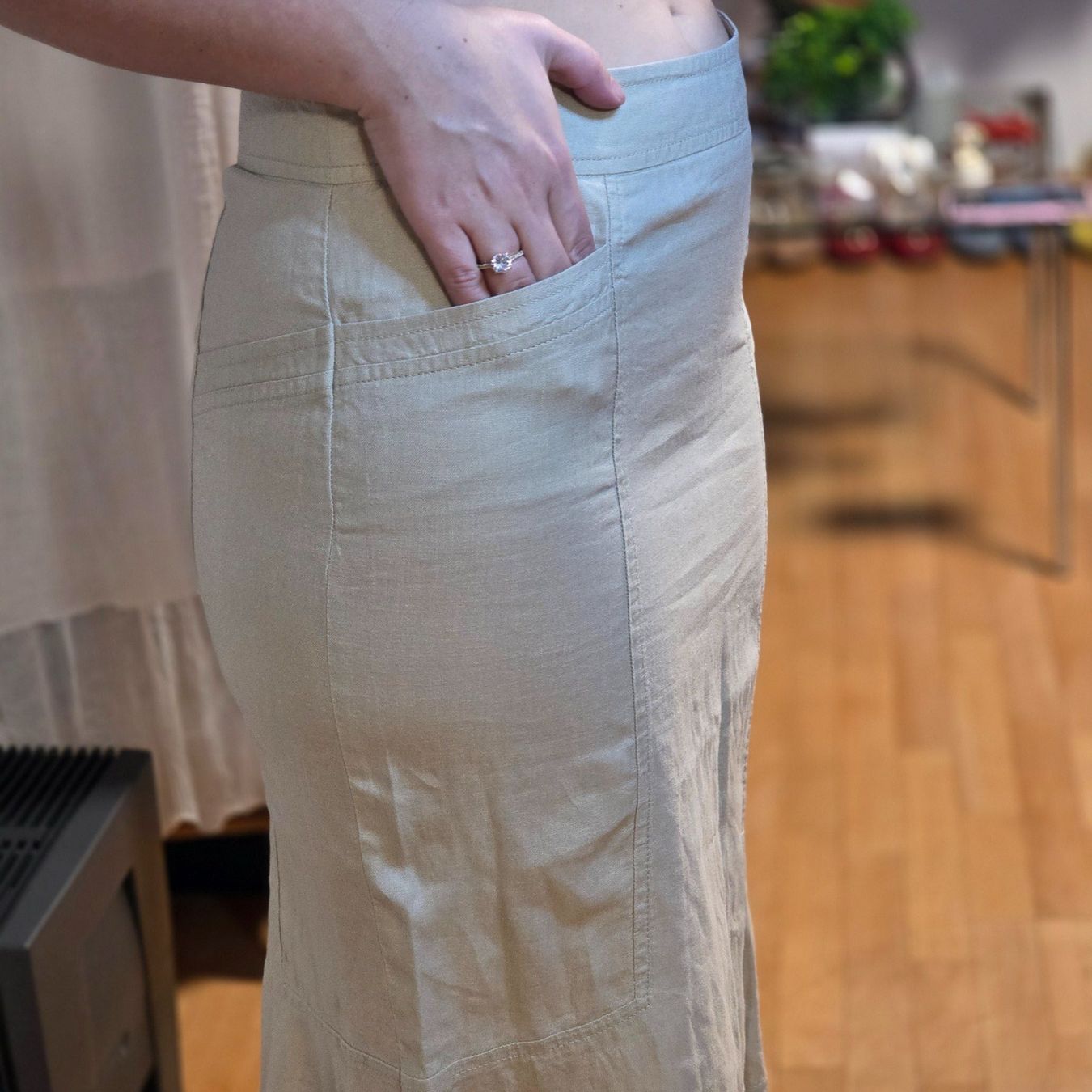 Röcke: OUI Leinenrock Beige – Gr. M, 100% Leinen – Gebraucht aus Wald ZH von CapLux 1