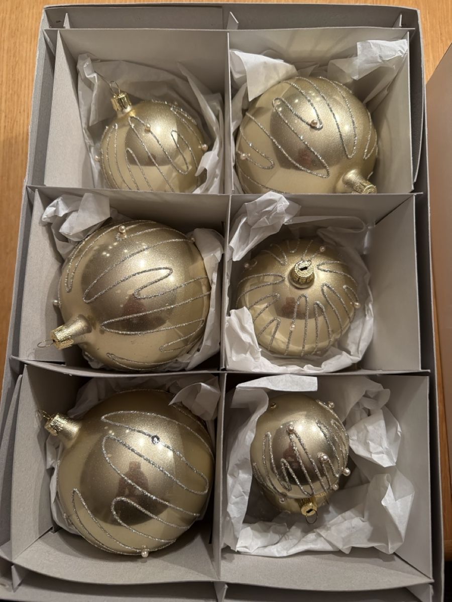 Tutte le decorazioni: 6 Goldene Weihnachtskugeln, Baumschmuck, Neuwertig! – Usato da Mörschwil venduto da philmensa