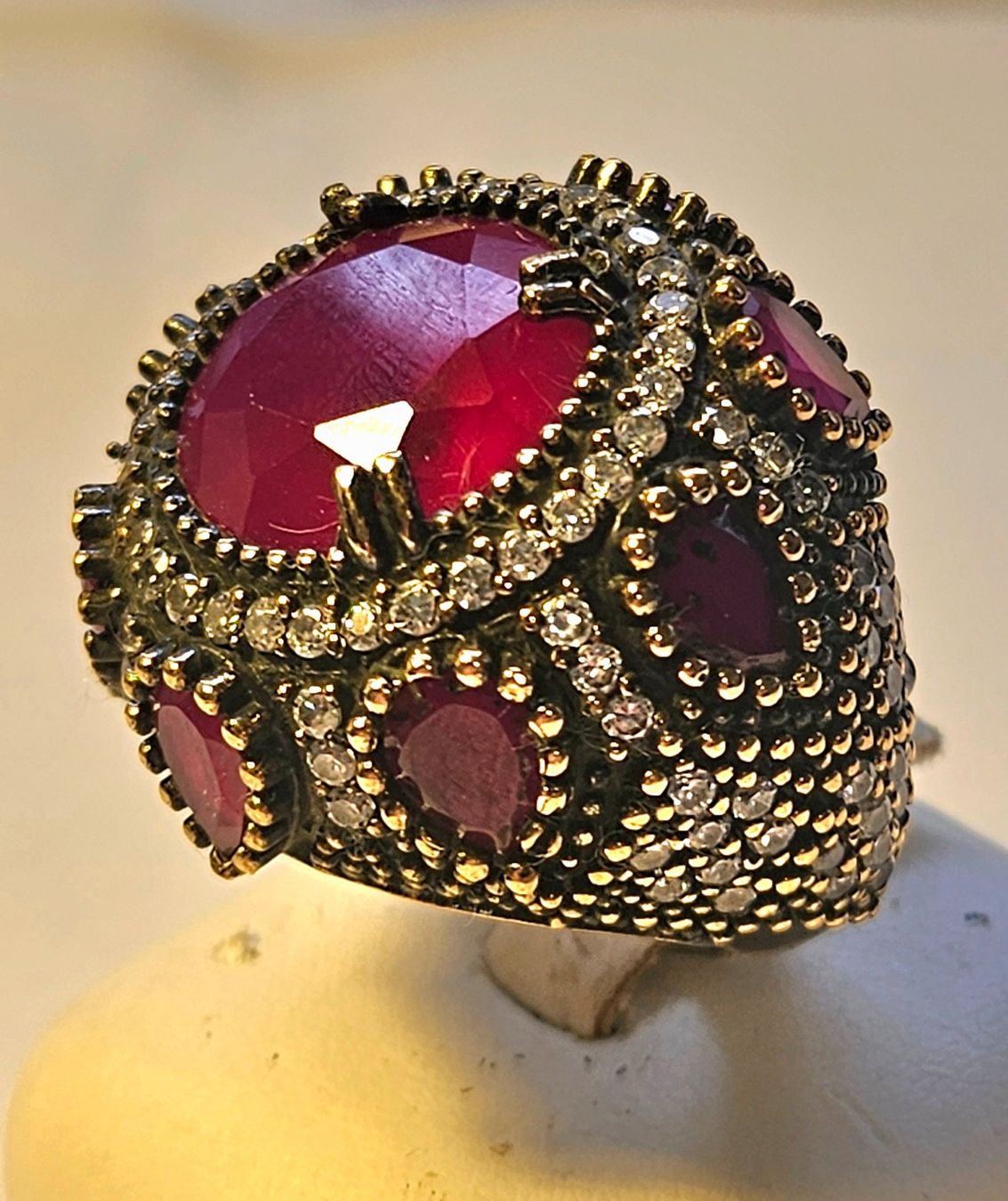 Bagues: Wunderschöner Ring mit Rubin und Zirkonia – Neuf (Voir description) à Zürich par adriben 6