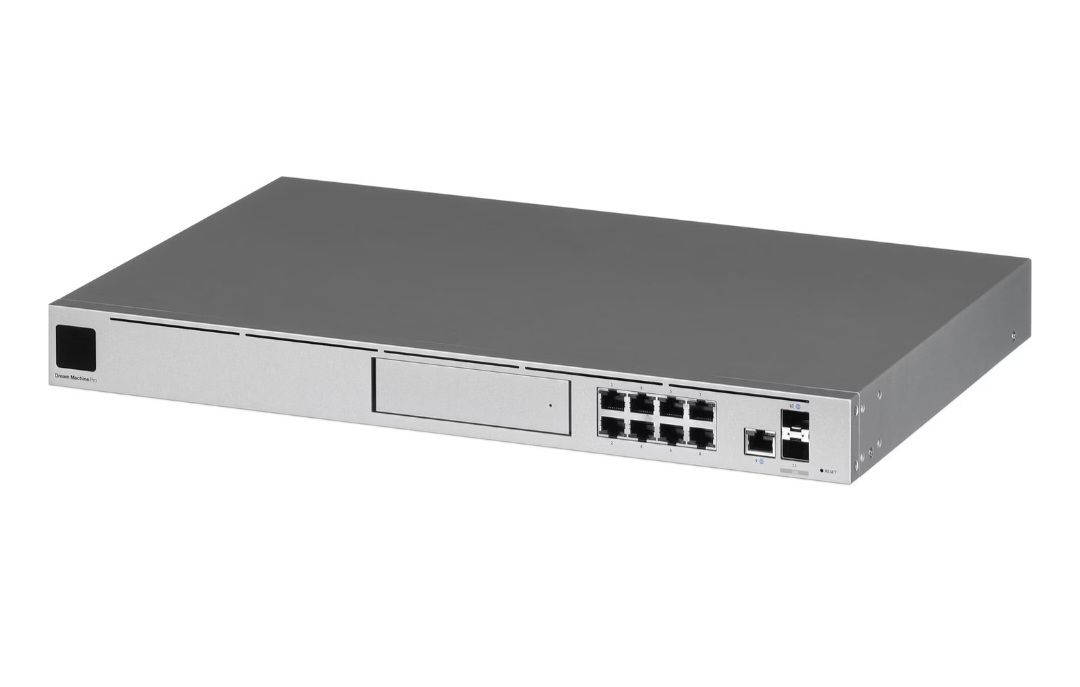 Ubiquiti Modems & Routeurs: Ubiquiti UniFi Dream Machine Pro – Neuf avec emballage d'origine à Andeer par MrMelchior 6