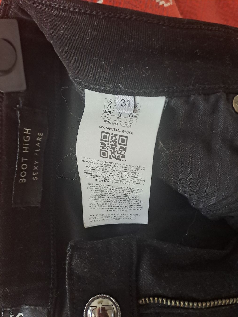 Guess Jeans: Jeans Guess  – D'occasion à Soazza par ant_p867 2