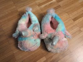 Warme Einhorn Hausschuhe,ca. Gr. 34-36 Neuwertig für den Win