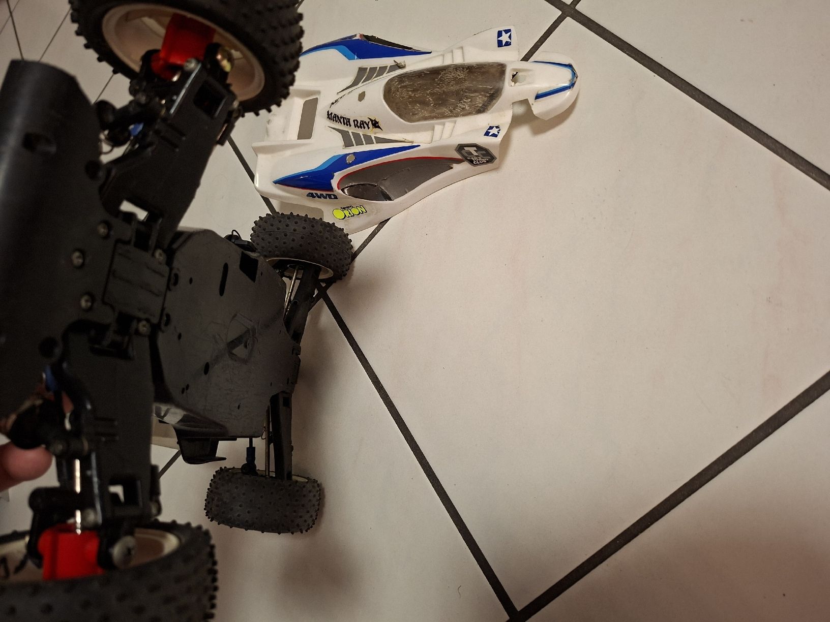 Tamiya Modellismo RC: Tamiya Manta Ray 4WD Buggy – Usato da Schattdorf venduto da mamo1952 4