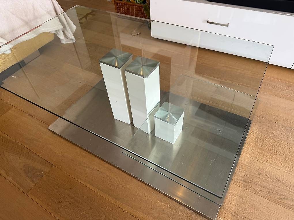 Tables: Couchtisch – D'occasion à Heerbrugg par ani_rqz2