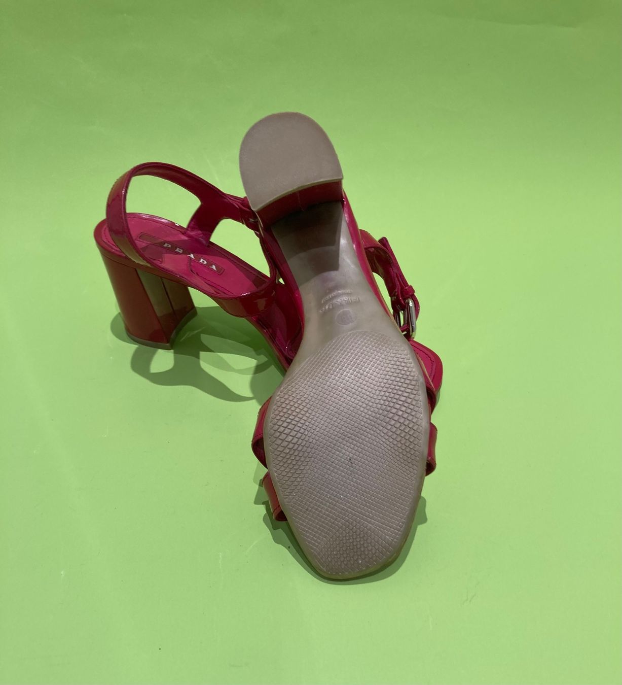 Prada Scarpe da donna: Prada scarpe sandali 35,5 NEW – Nuovo (secondo la descrizione) da Paradiso venduto da Kayakara 4