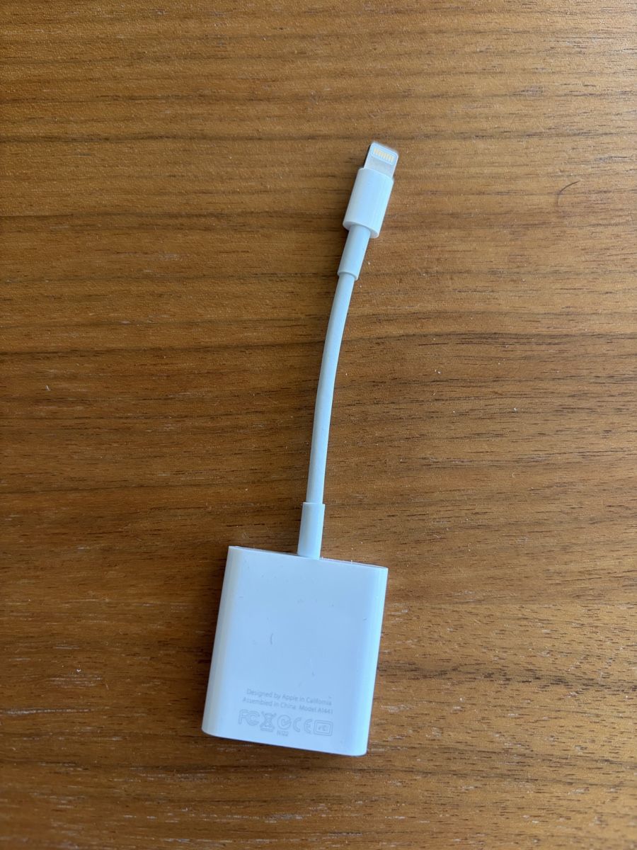Apple Unità & Adattatore: Apple Lightning auf SD Kartenlesegerät – Usato da Forch venduto da Strawberry_JvN 1
