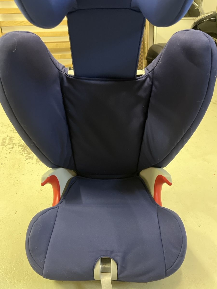 Britax Römer Seggiolini per auto: Britax Römer Kindersitz – Usato da Zumikon venduto da omorax 2