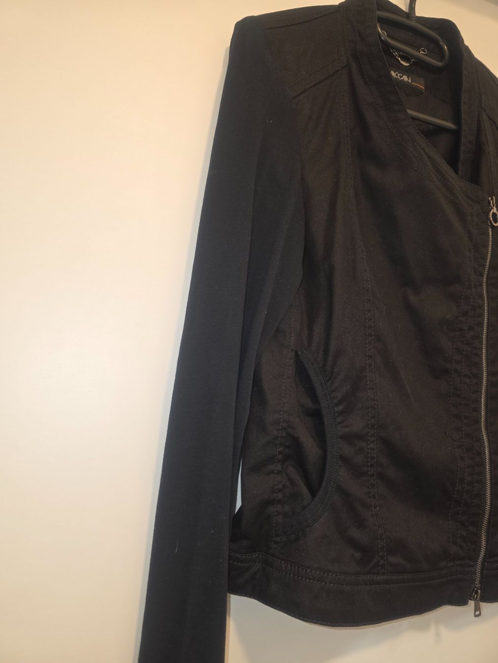 Marc Cain Giacche: Veste noire Marccain, Taille2/36 – Usato da Tecknau venduto da Anadias 2