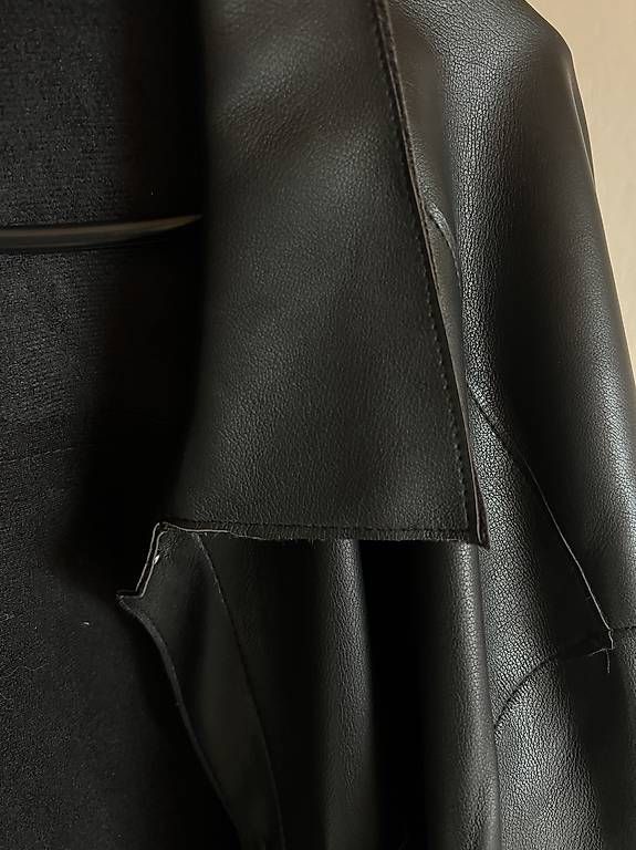 Pull&Bear Giacche: Veste noire - taille M - Pull & Bear – Usato da Bossonnens venduto da noemie_01 3