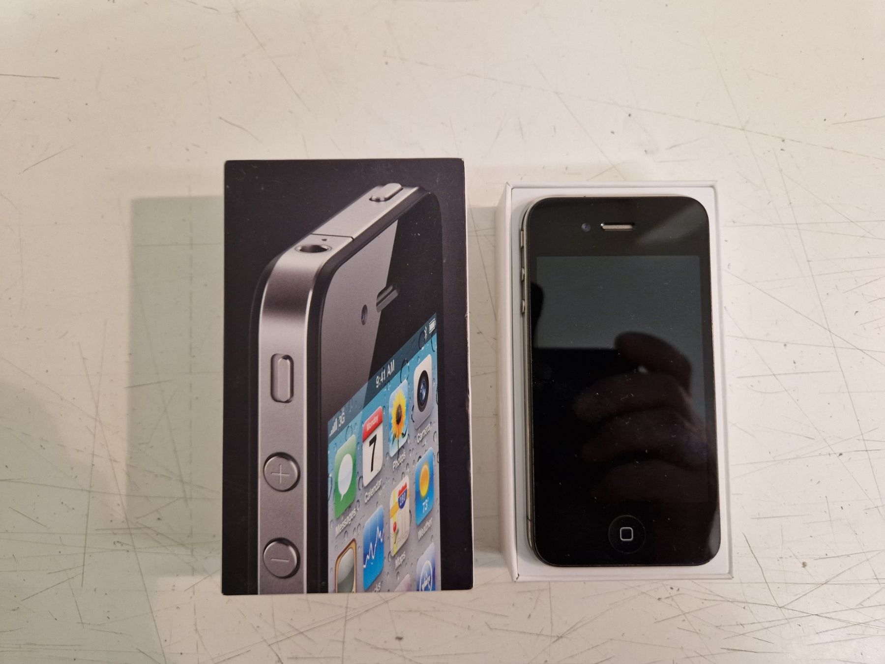 Apple Handys / Smartphones: Iphone 4  16 Gigabyte – Gebraucht aus Wädenswil von tome70 3