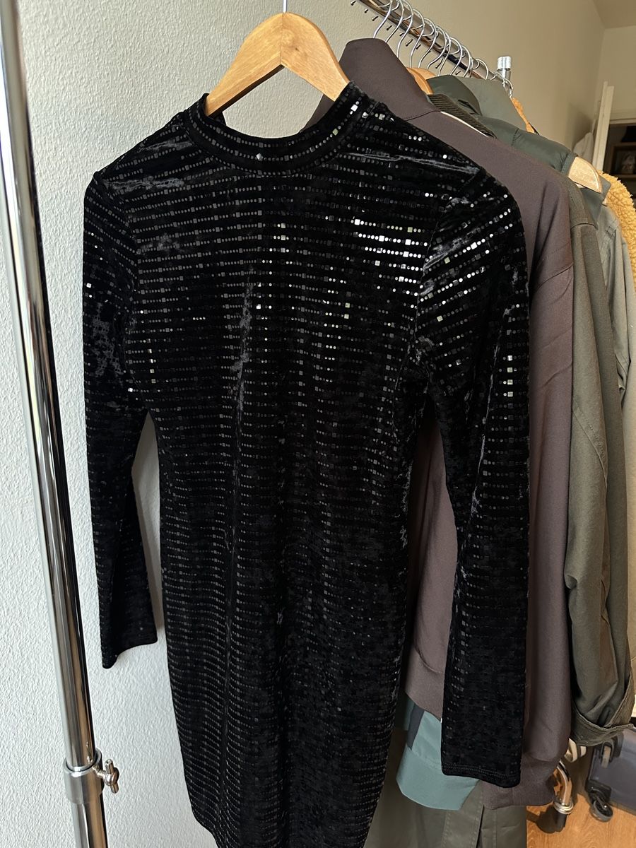 Vestiti: Kleid Grösse S – Nuovo (secondo la descrizione) da Winterthur venduto da nic_r7kj