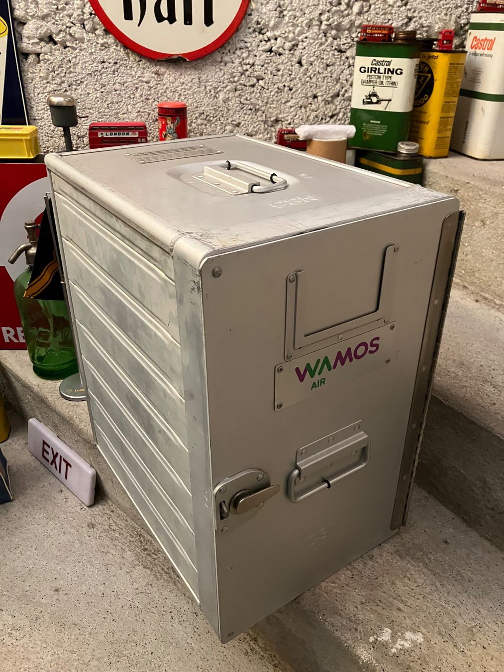 Baucontainer: Wamos Air Galley Box / Container – Gebraucht aus Zürich von Classic_Collection_Zurich