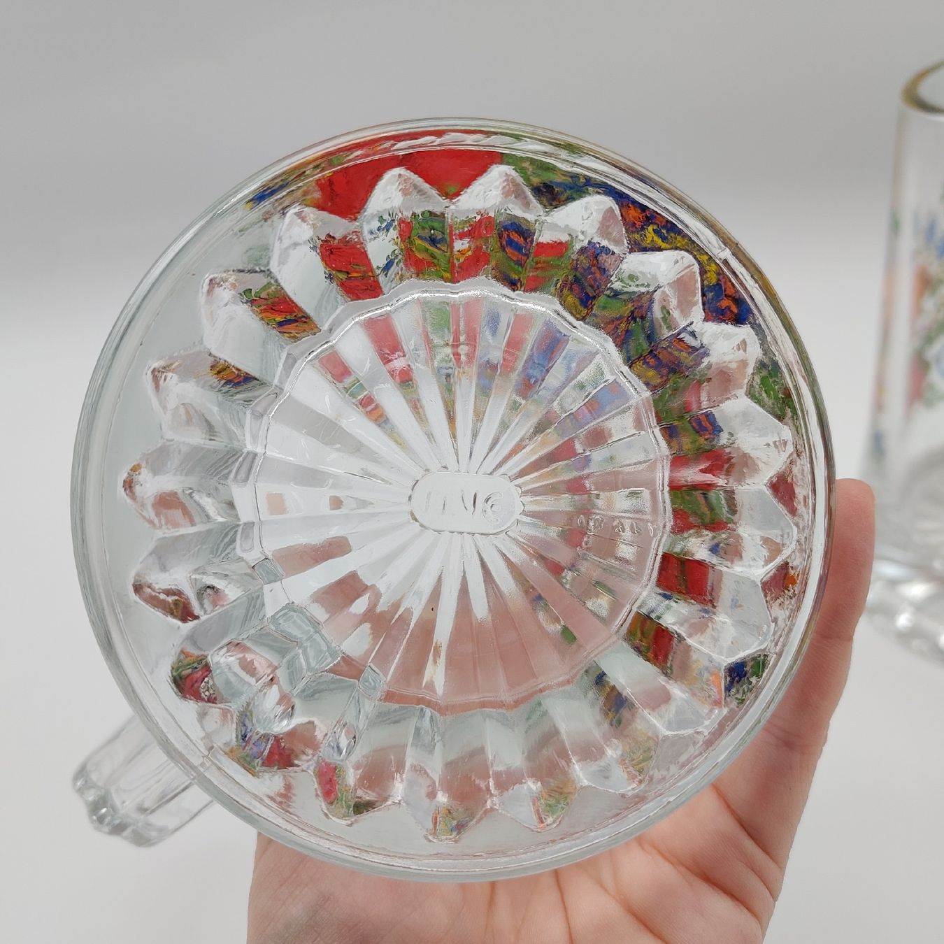 Bicchieri: 2 Bierkrüge Glas mit Blumenmuster – Usato da Dietlikon venduto da VintageStudioZurich 1