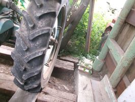 Bührer -Traktoren -Fischer -Spritztraktor 36 Zoll Räder