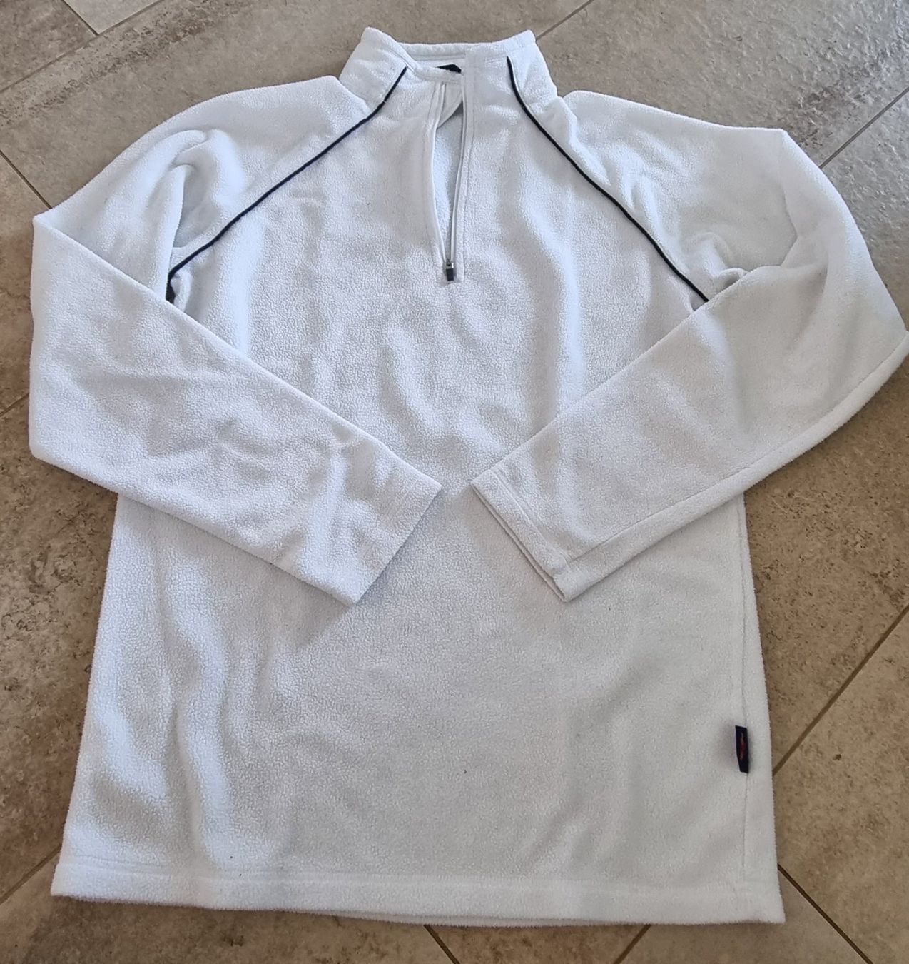 Lots de vêtements: Kleiderpaket gr.S – D'occasion à Grossdietwil par GNOM313 3