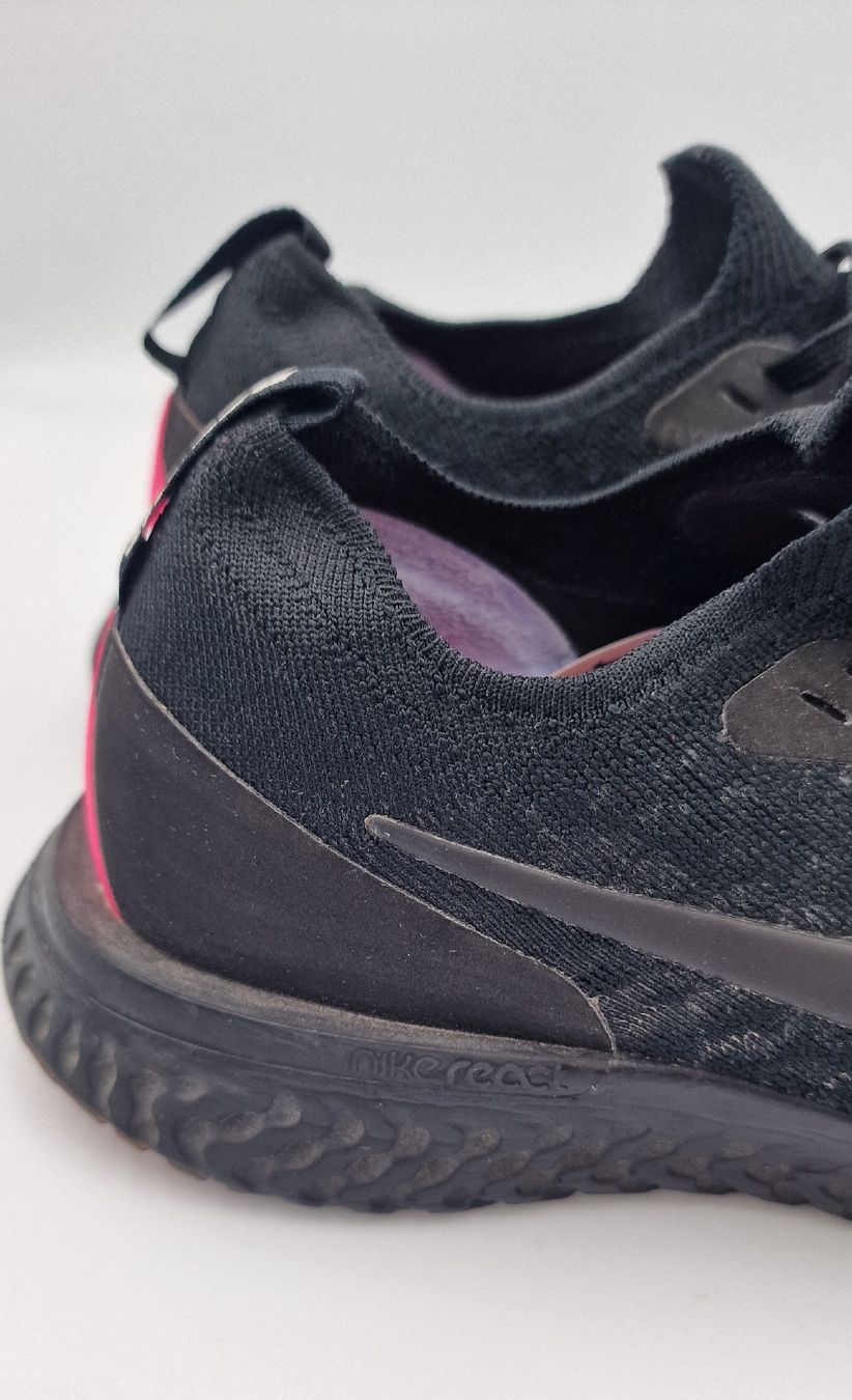 Nike Scarpe da donna: Original Nike Epic React Flyknit.  Grösse 41. wie neu! – Nuovo (secondo la descrizione) da Affeltrangen venduto da Szafaoli 2
