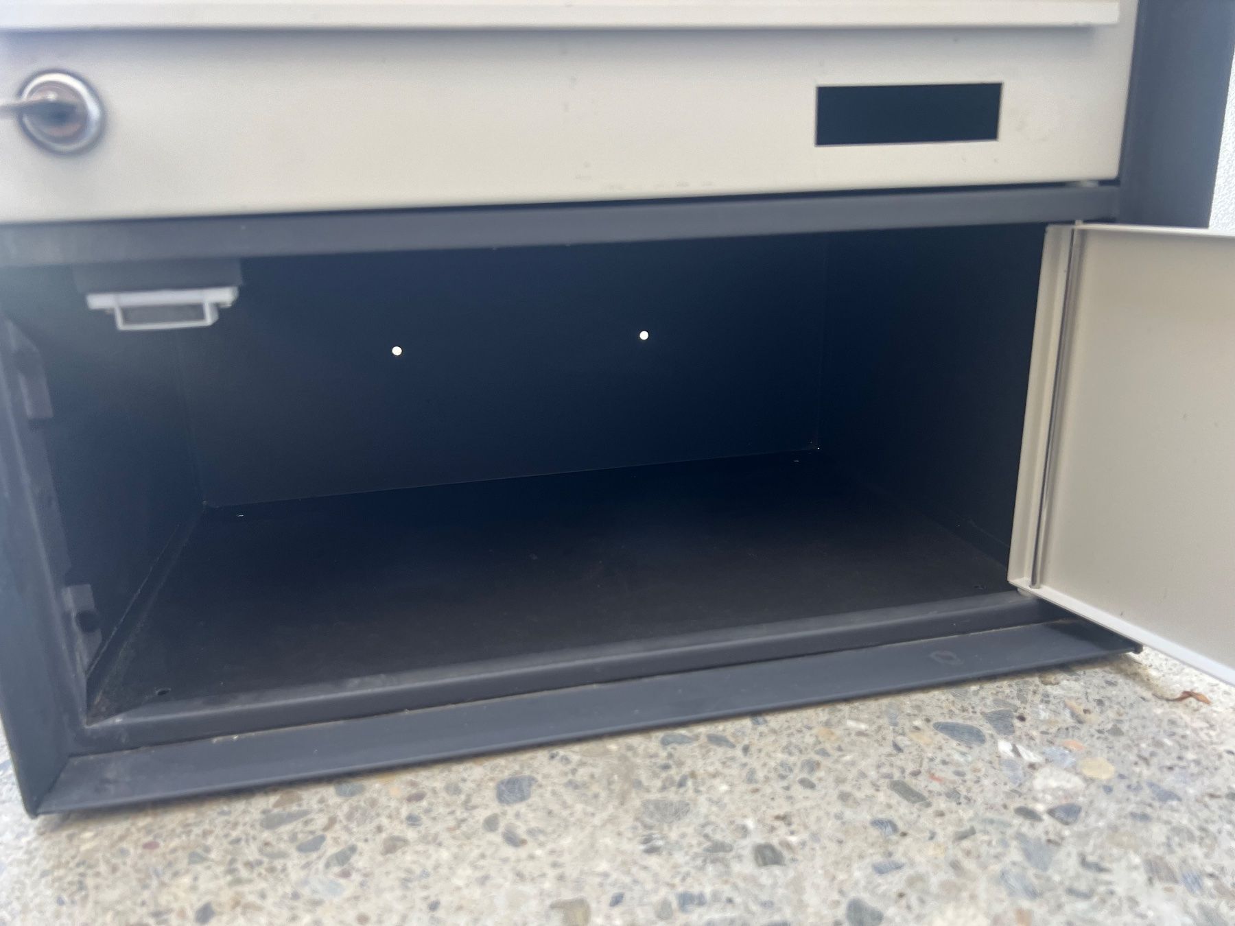 Autres articles pour la maison: Briefkasten ab 1 CHF – D'occasion à Wettingen par riffrack 2