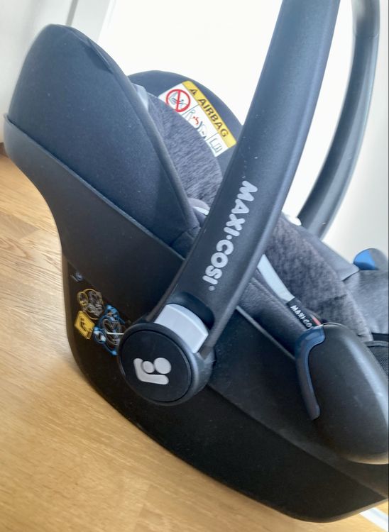 Maxi-Cosi Sièges auto: Maxi-Cosi Babyschale Pebble Pro i-Size – Neuf (Voir description) à Zürich par bar_2trt 1