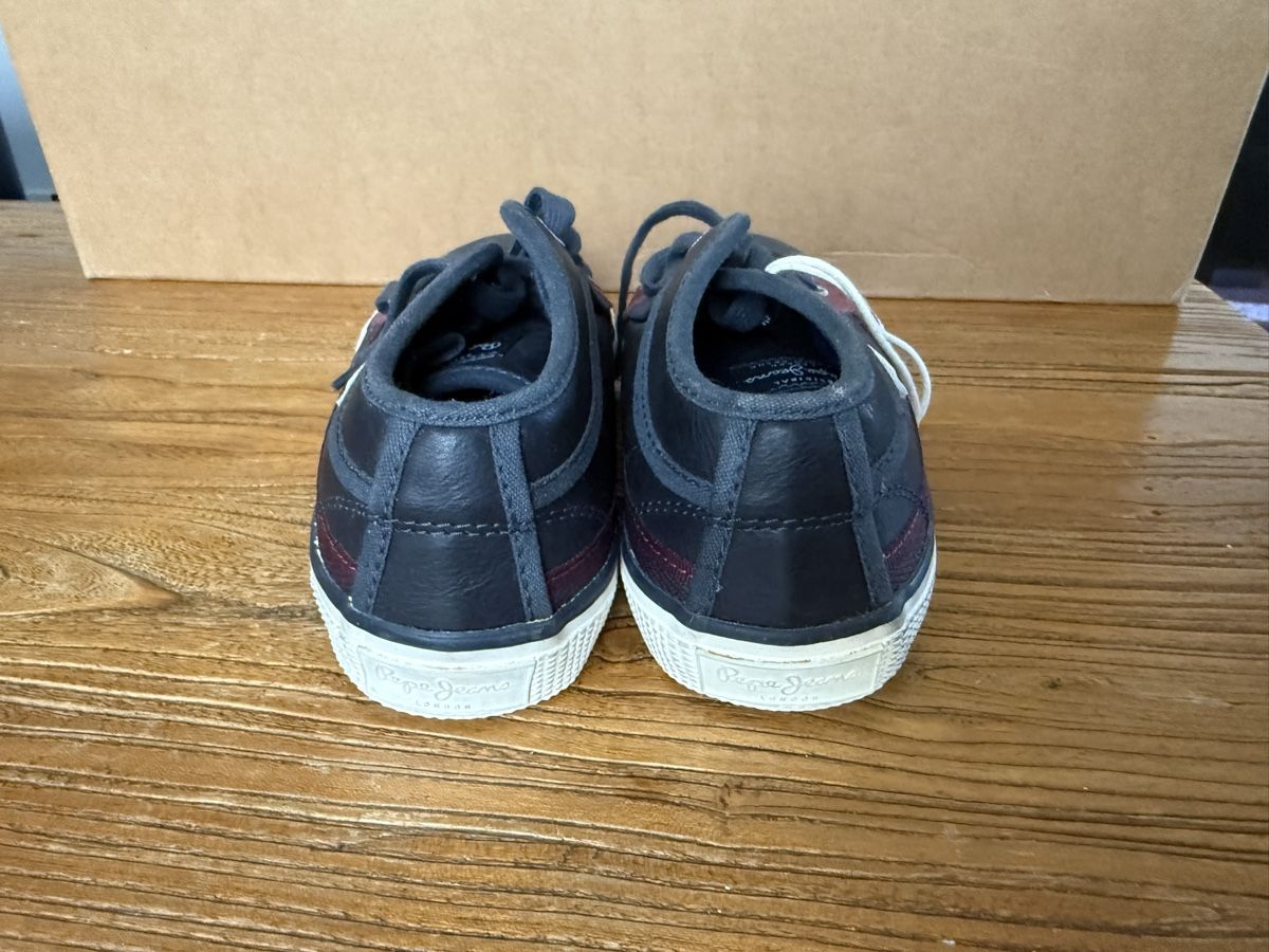 Pepe Jeans Scarpe da uomo: Pepe Jeans sneakers, size 36. New – Nuovo (secondo la descrizione) da Veyrier venduto da EleMast 1