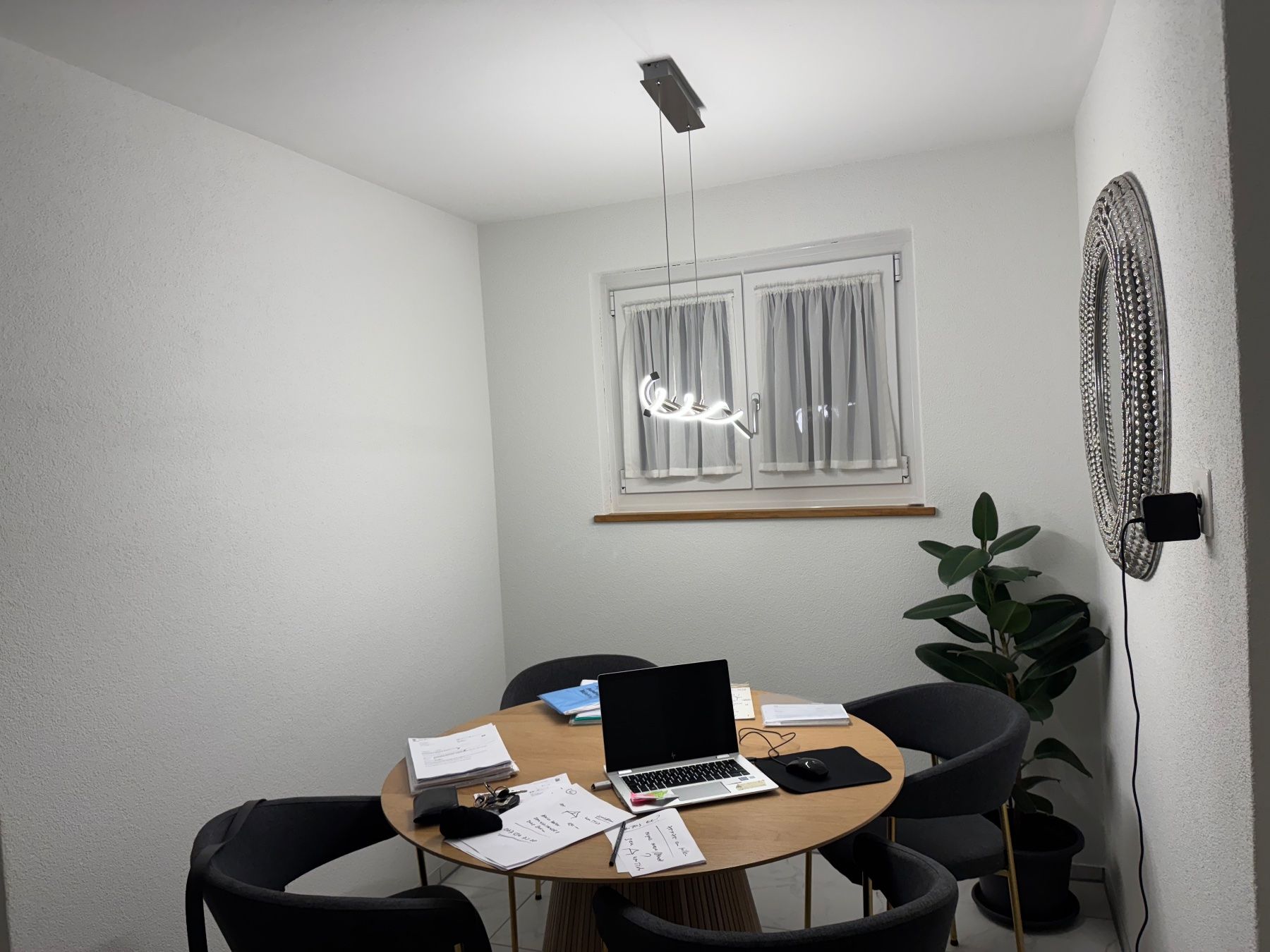 Kronleuchter & Deckenlampen: Designer Hängelampe Dimmbare Lieferung gratis – Gebraucht aus Thun von usmlieferung 1