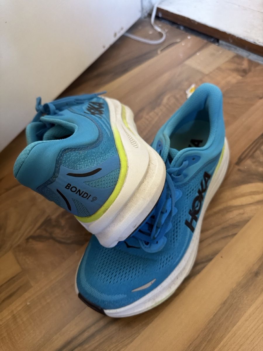 Chaussures hommes: Hoka Bondi 9  – D'occasion à pratteln par kevbuch