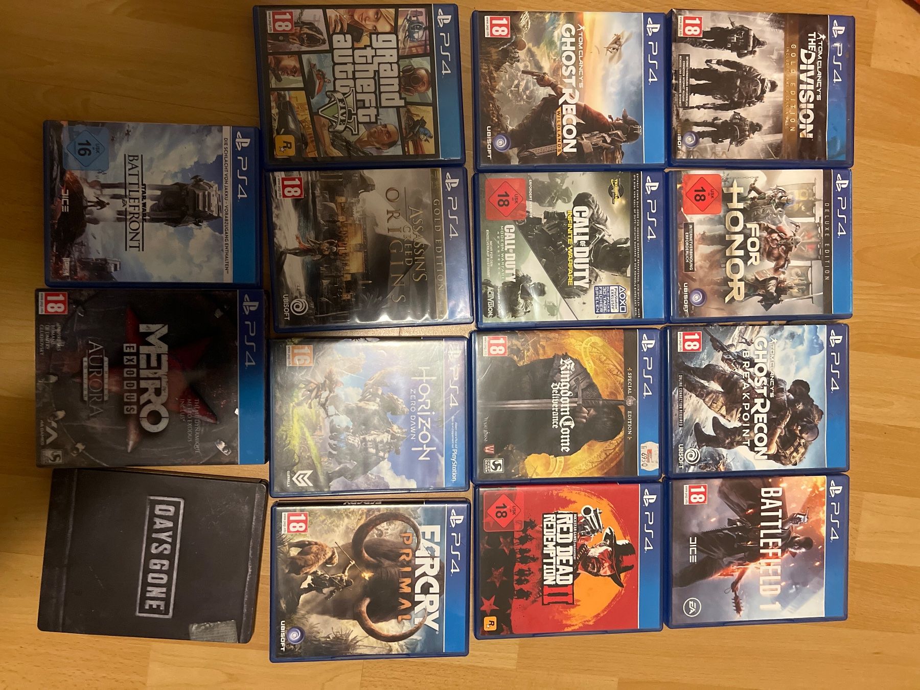Giochi: Lot 15 game ps4 – Usato da Luzern venduto da ema_5dkl