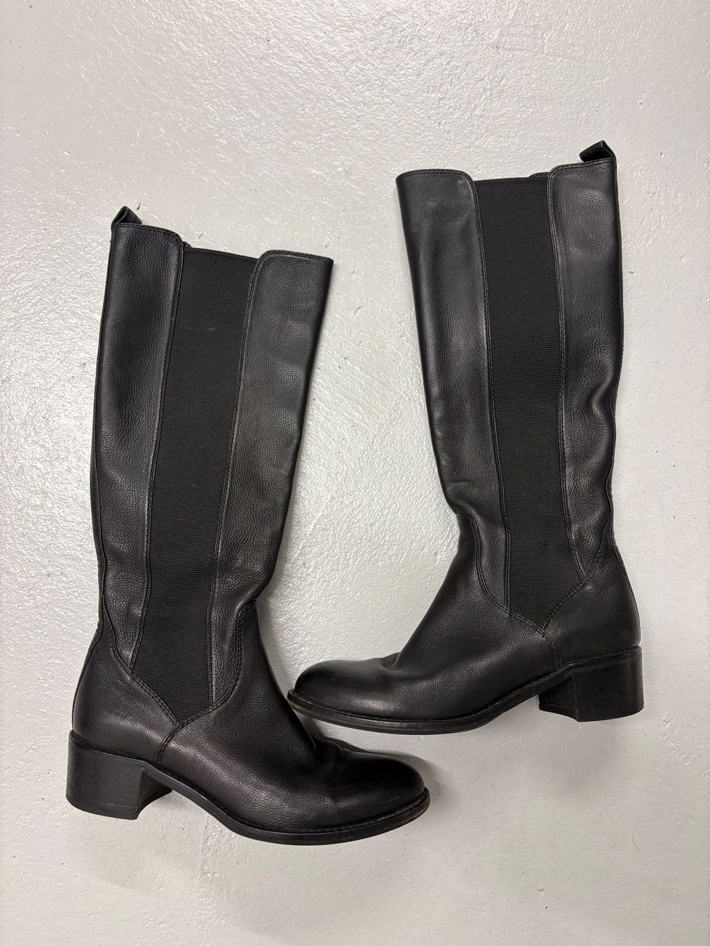 Scarpe da donna: Nursace Schwarze Lederstiefel Gr. 36 – Usato da Regensdorf venduto da secondchancefashion