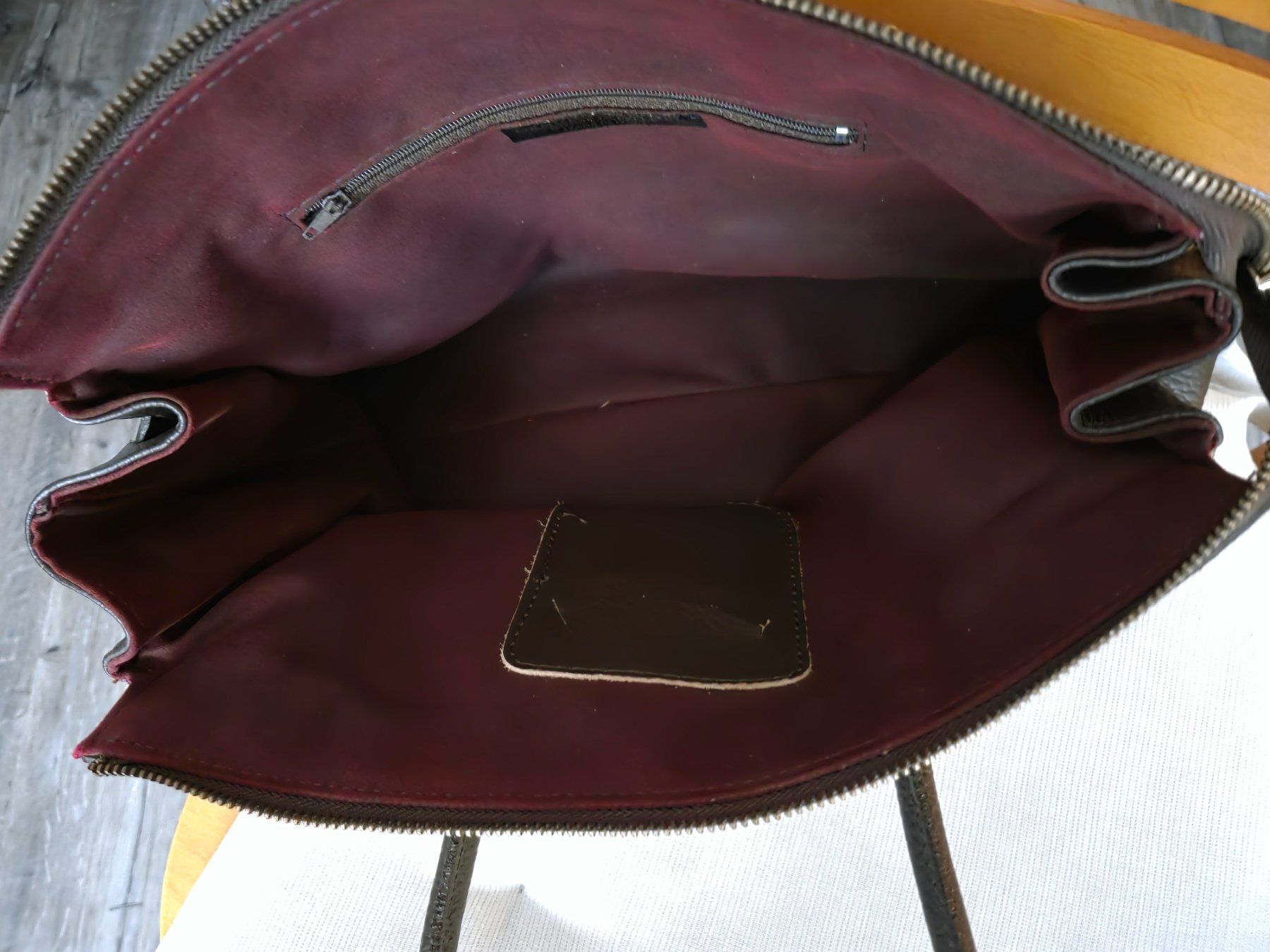Borse da donna: Neuw.Leder-Handtasche - braun – Nuovo (secondo la descrizione) da Uznach venduto da Laeuffer 2