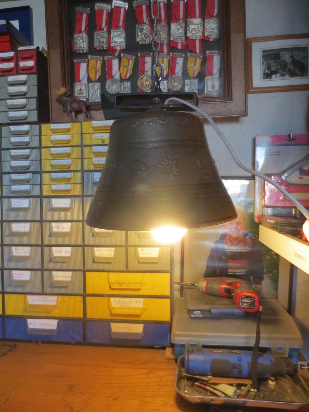 Campanacci mucche: Glockenlampe – Usato da Weier im Emmental venduto da waefler03