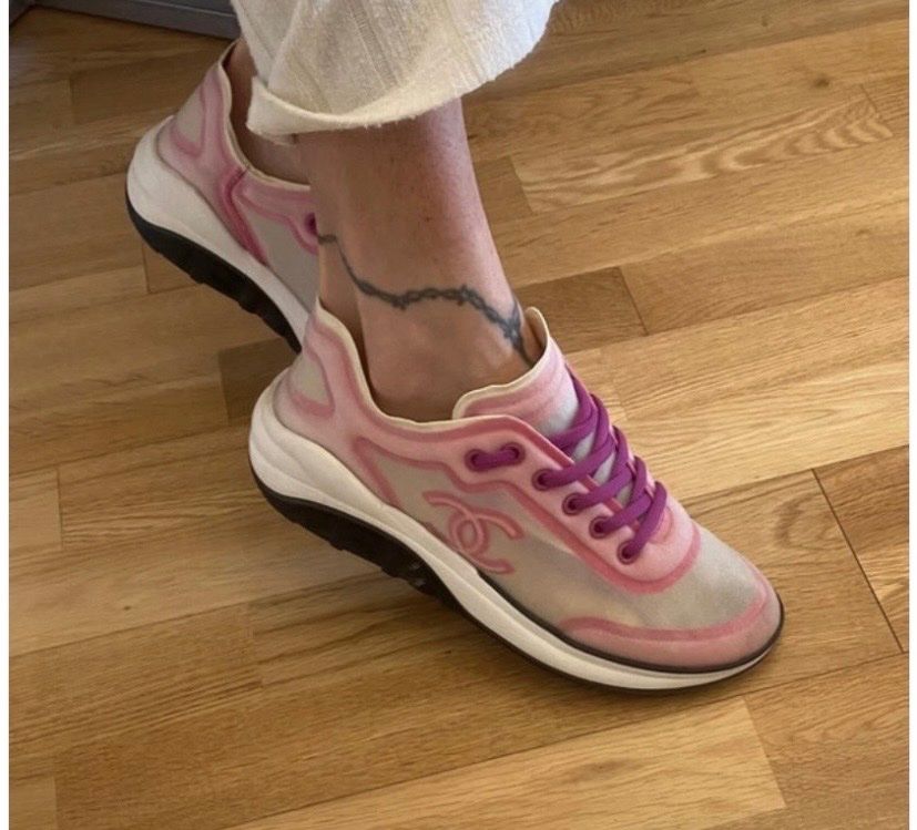 Chanel Chaussures femmes: Basket Chanel comme neuve 38 – Neuf (Voir description) à Bussigny par tmu_8p2m 9