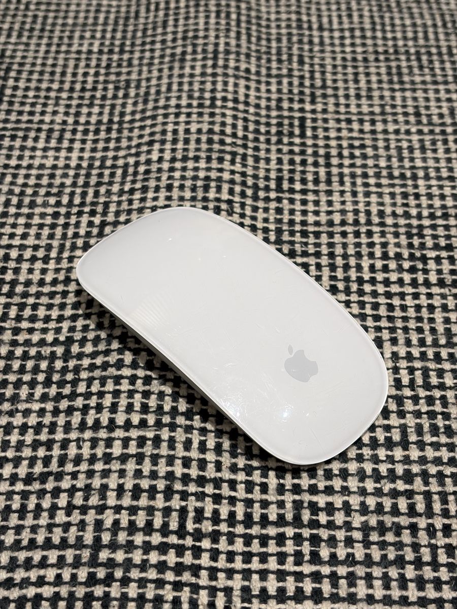 Apple Tastiere: Apple Keyboard und Magic Mouse – Usato da Magden venduto da Raybs7 1