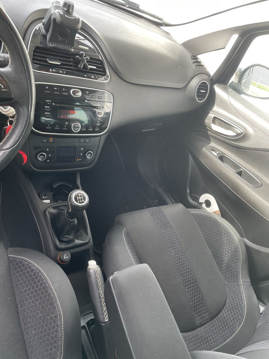 Fiat Automobili: Fiat punto evo – Usato da Chavornay venduto da emi_btv5 4