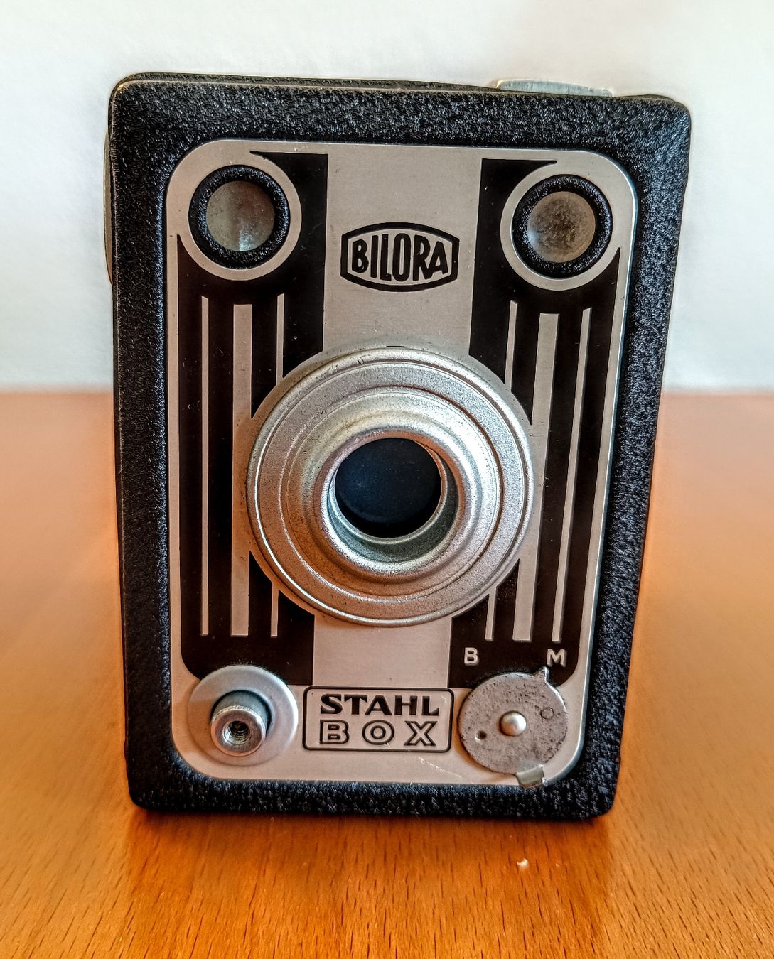 Fotocamera: Bilora Stahl-Box Kamera mit Ledertasche  – Usato da Wettingen venduto da vitilopane 1