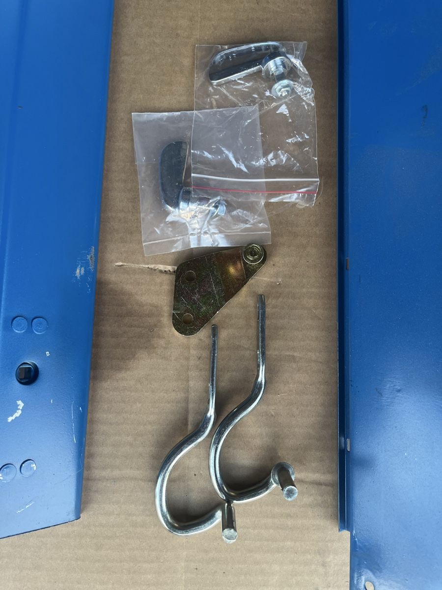 Ford Accessori per altri veicoli: Ford 3000 Haube – Nuovo (secondo la descrizione) da Dürrenroth venduto da franzundmario2 1