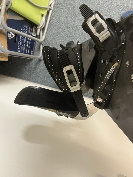 Snowboard Nitro Board: Nitro Snowboard mit Bindung – Usato da Flüelen venduto da Heidi035 4