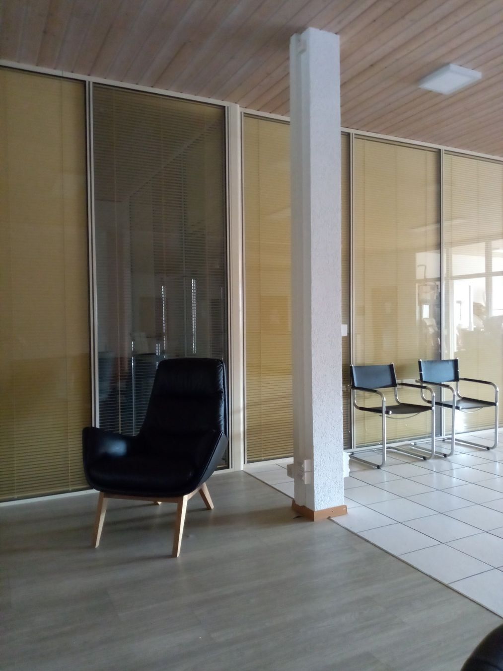 Micasa Poltrone: Fauteuil Andres – Usato da Vallamand venduto da mamideco 1