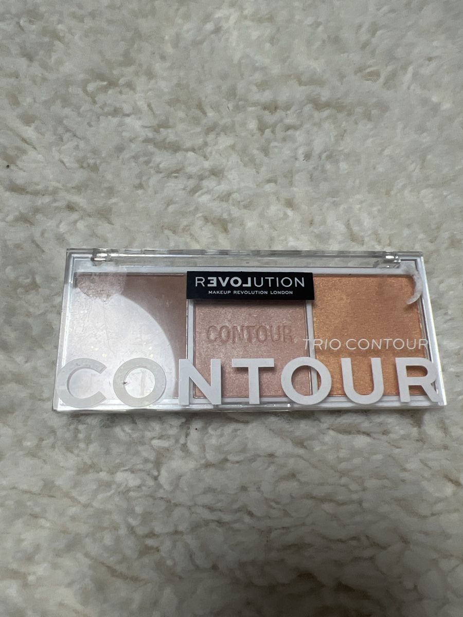 Make-up: Palette Contouring Revolution Sugar – Nuovo (secondo la descrizione) da Chenens venduto da anasantos90