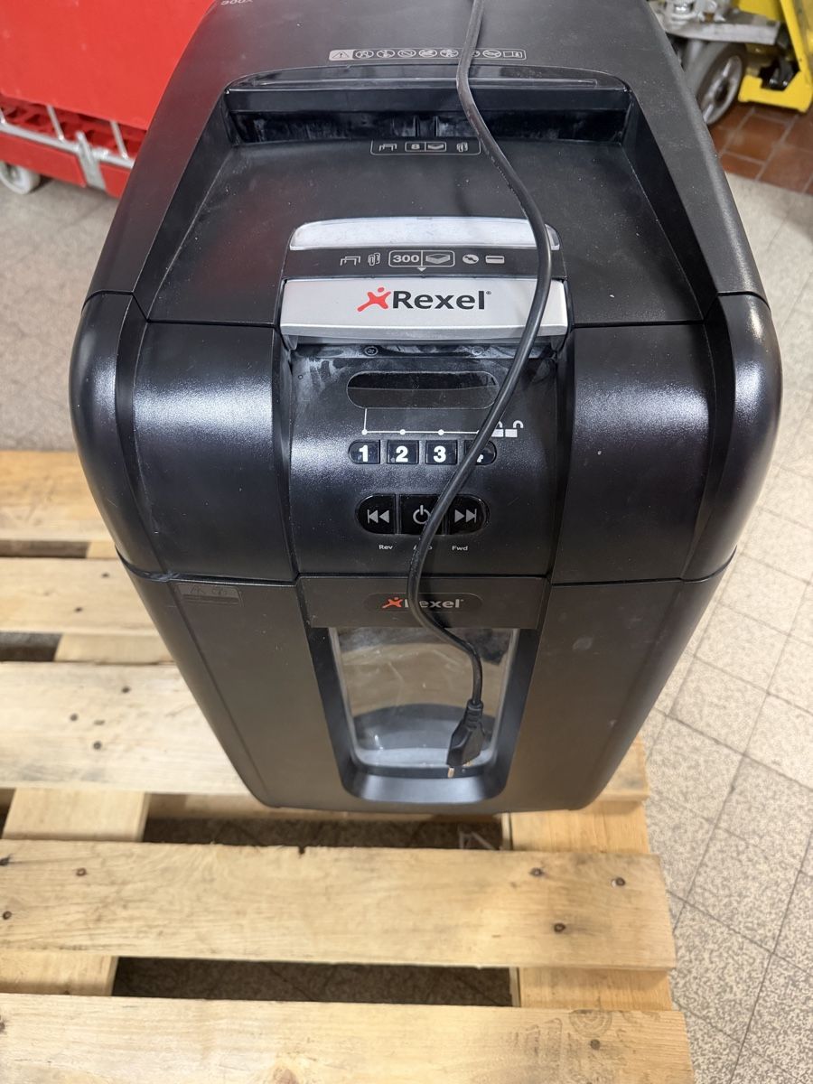 Evolis Imprimantes: Büromaterial, evolis, rexel, etc – D'occasion à Pfeffingen par cateringcompany