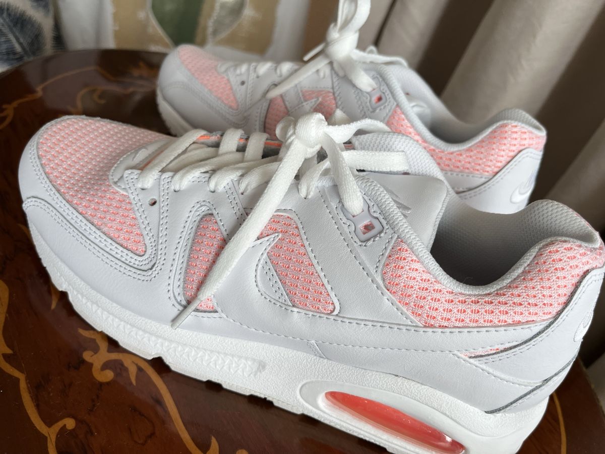 Nike Chaussures femmes: Nike Air Max Commande,Taille 42, neuve! – Neuf avec emballage d'origine à Ballens par Annushka26 7