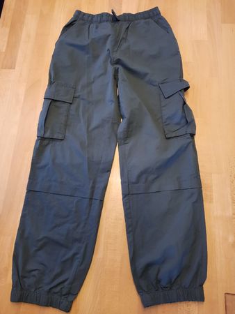 Cargohose  grau elastischer Bund Grösse 164