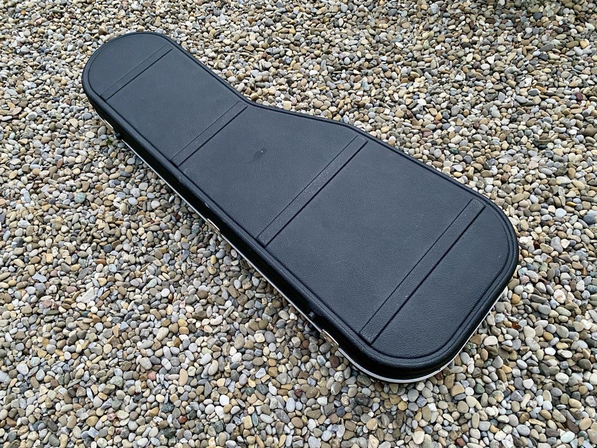 Strumenti musicali: Hiscox Liteflite Case für Gibson SG – Usato da Winterthur venduto da Crazycorner 5