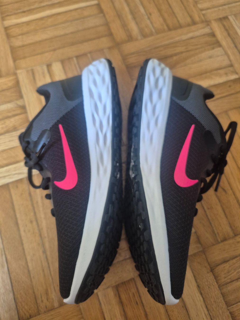 Nike Scarpe da uomo: Nike Turnschuhe – Nuovo (secondo la descrizione) da Binningen venduto da NiNi1985 1