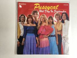 Pussycat Single - Wet Day In September / I remember Spring…