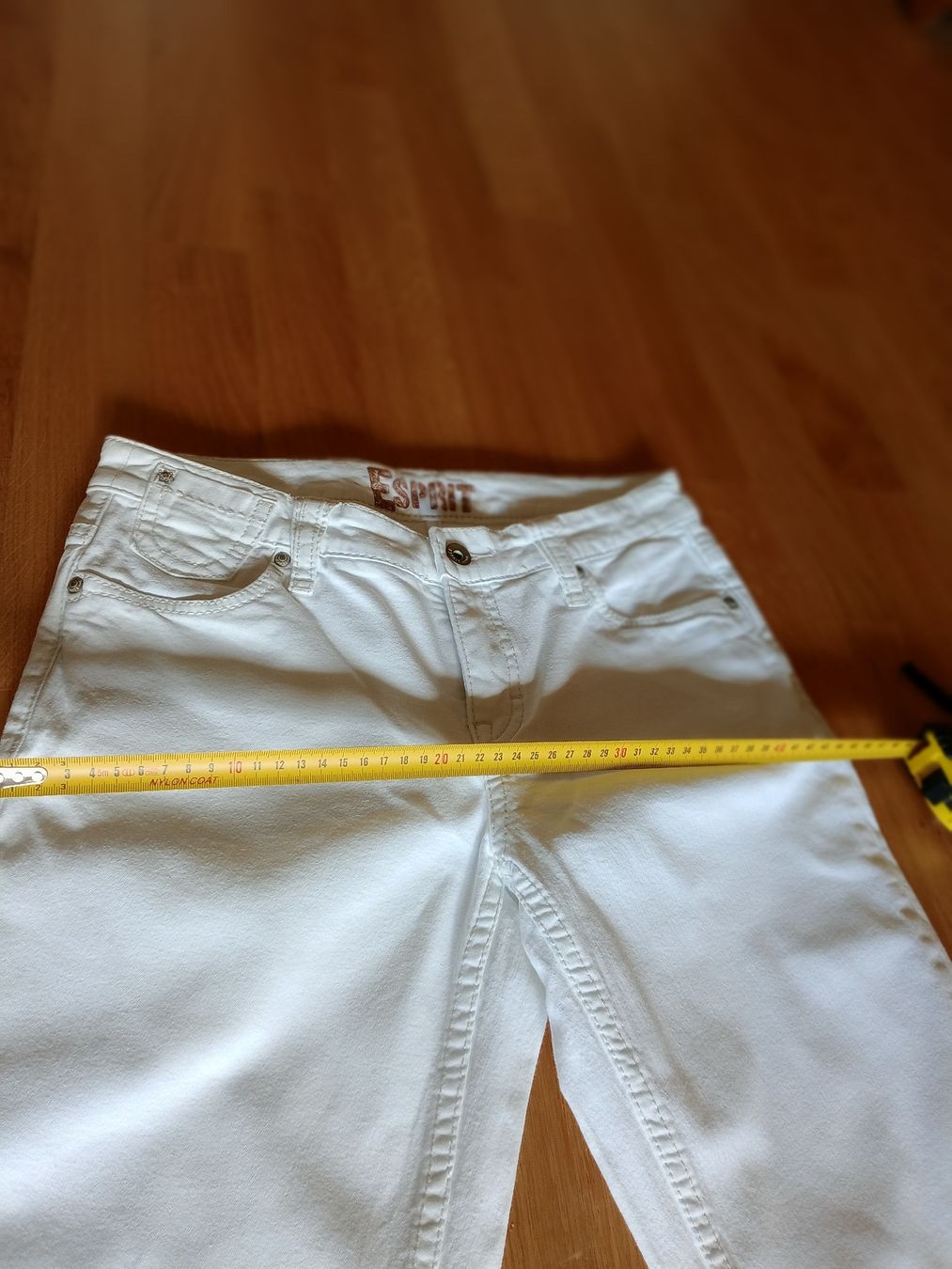 Esprit Pantaloni: Caprihose Esprit – Usato da Disentis-Muster venduto da Bix03 5