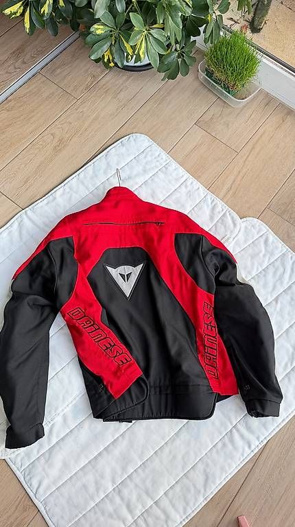 Giacche: Dainese giacca moto  – Usato da Caslano venduto da ValeVI 1