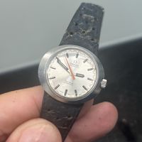 Lady Omega zu verkaufen 