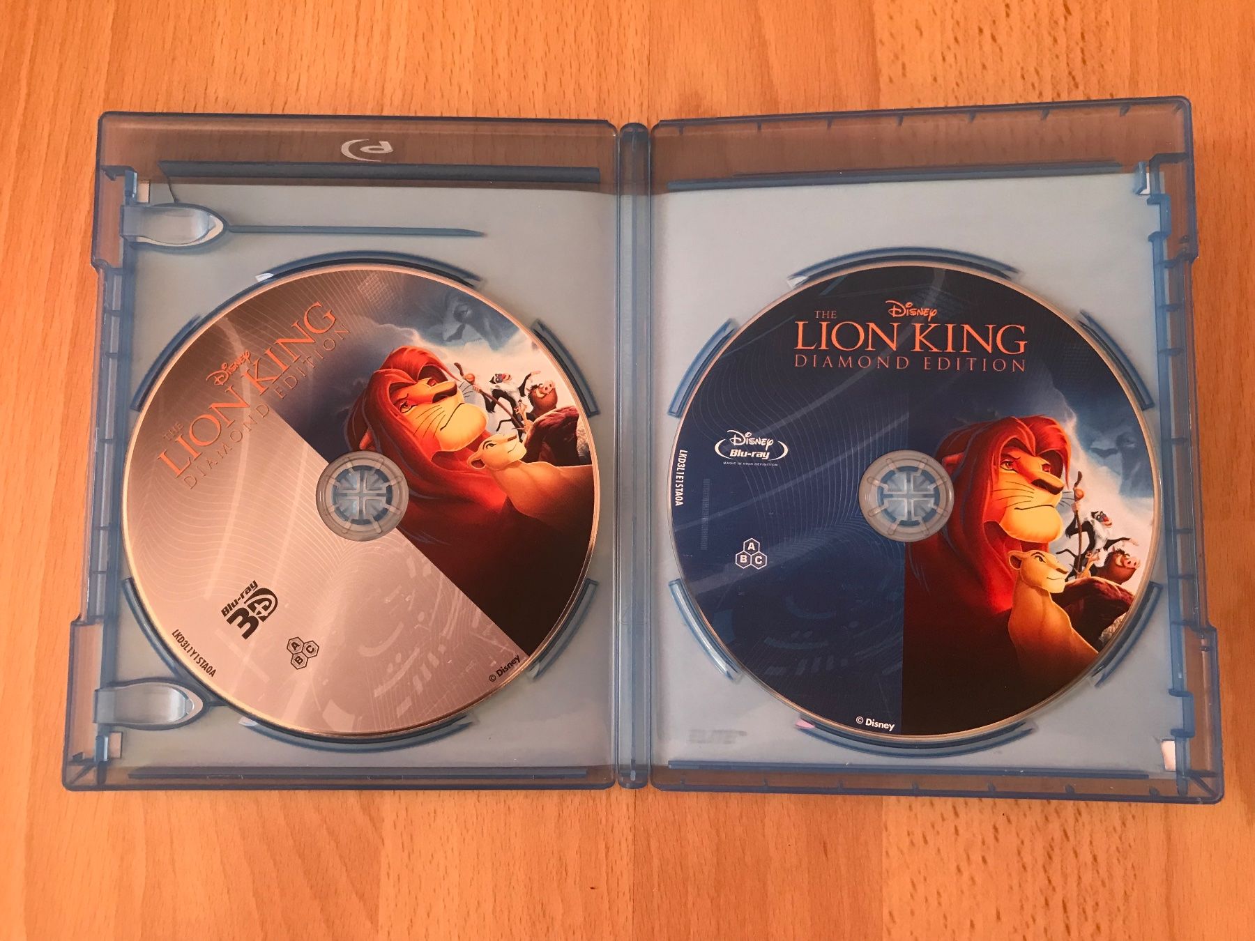 Spielfilme: The Lion King 3D - Blu-Ray 3D + Blu Ray – Gebraucht aus Davos Platz von  1