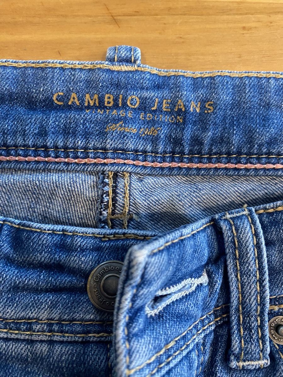 Cambio Hosen: Cambio Shorts / Bermuda Lizzi, Gr. 34 – Gebraucht aus Hittnau von Birdie68 2